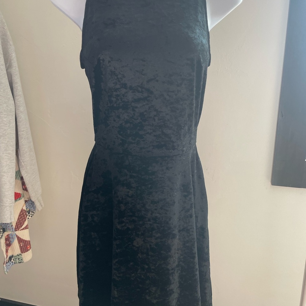 H&M Black Velvet Cocktail Dress Sleeveless
